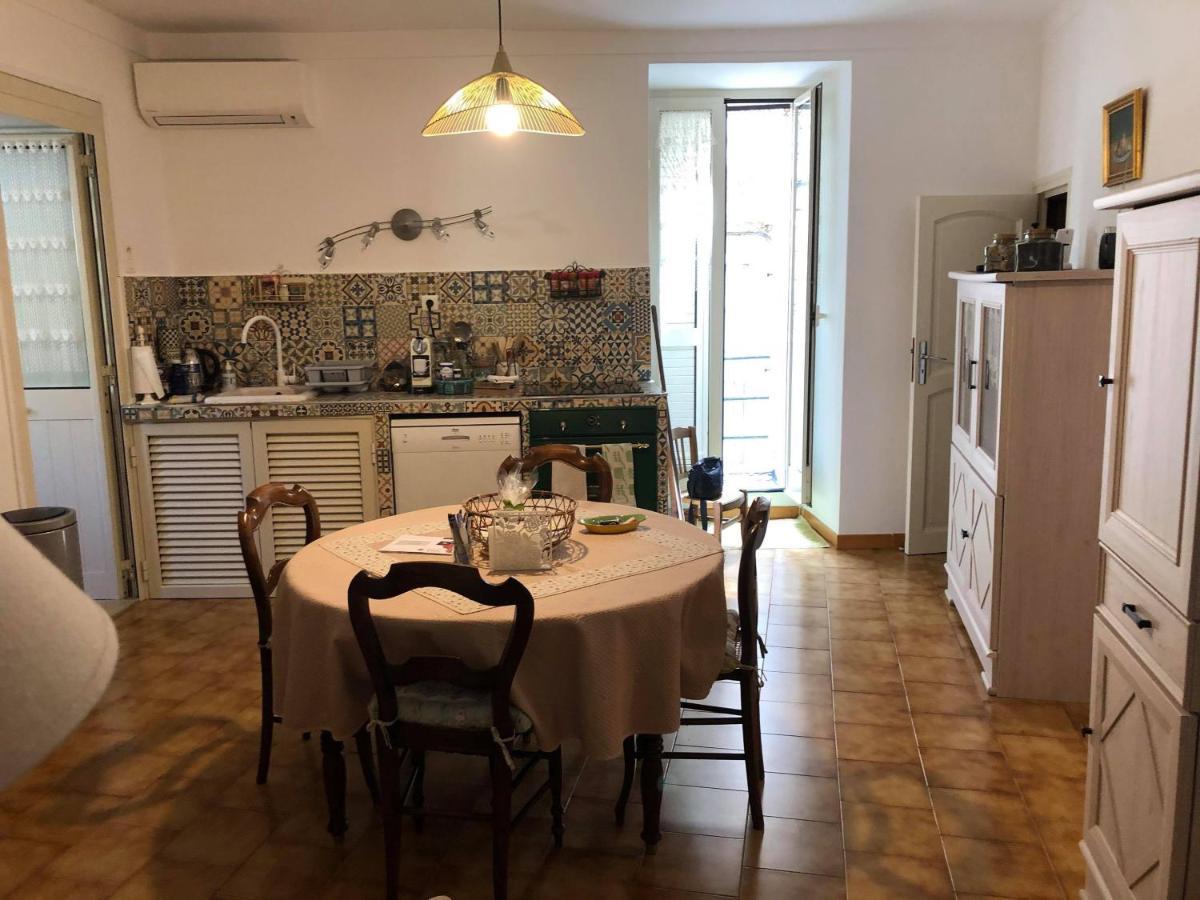 Coquet T2 Au Coeur Du Village Сартен Екстер'єр фото